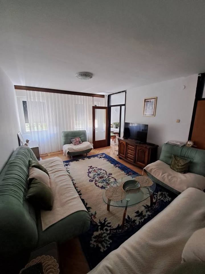 Apartamento para alugar 1+1 em dardani
