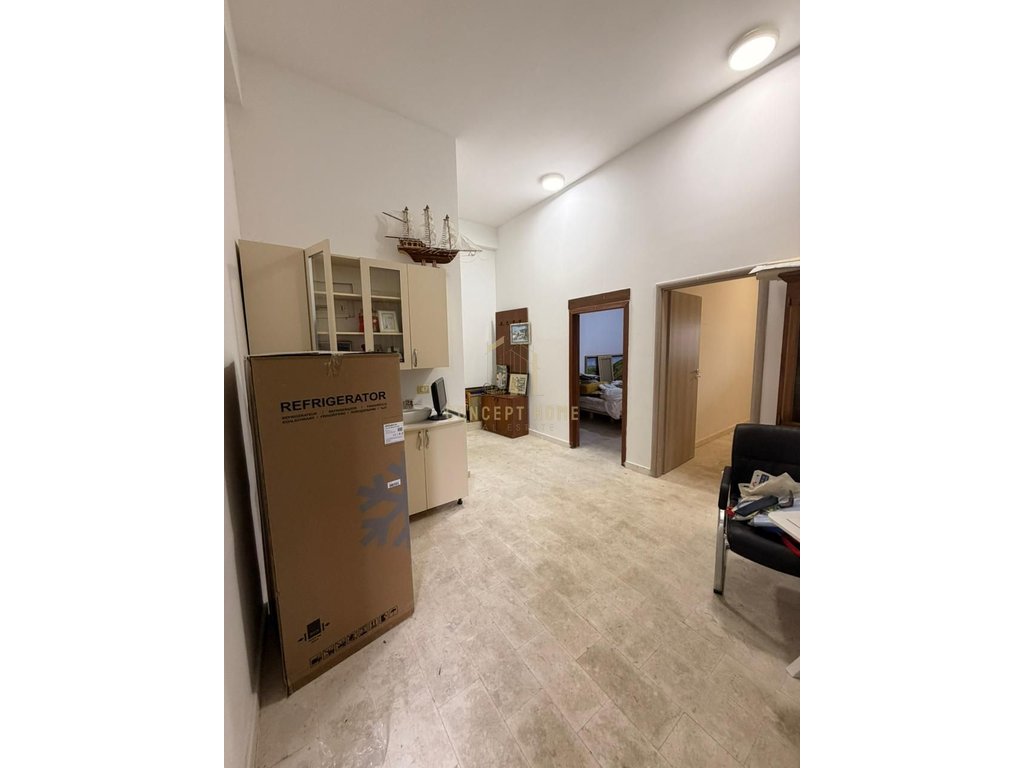 Appartement 2+1+v+p à vendre à fresk, Tirana