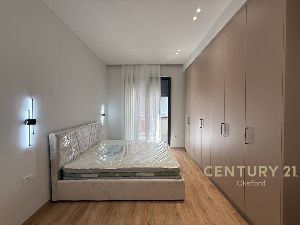 Apartament per qira 2+1+2 i mobiluar, tek kompleksi "Deliorgji"! (3)