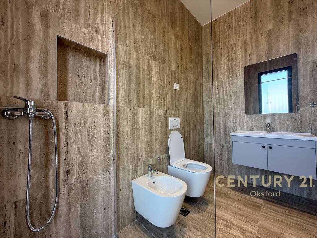 Apartament per qira 2+1+2 i mobiluar, tek kompleksi "Deliorgji"! (7)