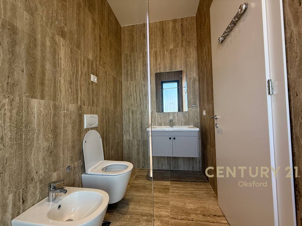 Apartament per qira 2+1+2 i mobiluar, tek kompleksi "Deliorgji"! (8)