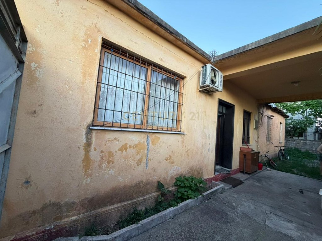 Grundstück + wohnung im plepit-gebiet, Shkodër