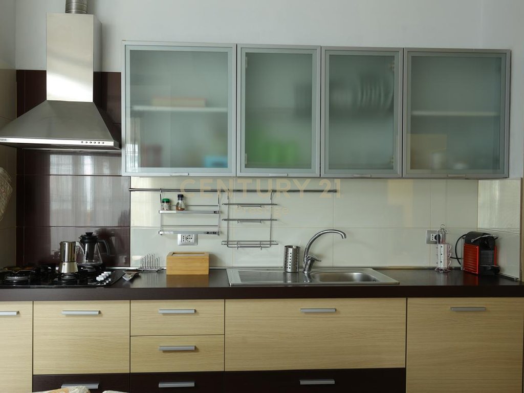 Shitet apartament 2+1+2 ne ali dem (7)