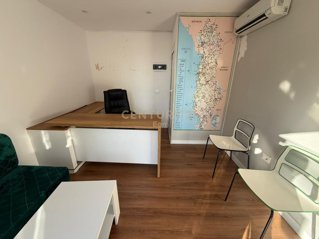 Loja para alugar na praia – Primeira estação, Durrës