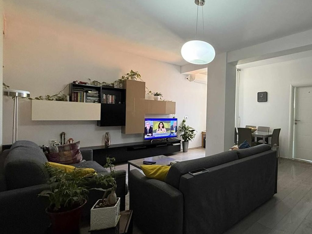 Apartamento 1+1 en alquiler en xhamllik