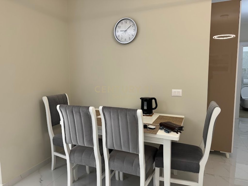 Japim me qira apartament 1+1+ post parkimi prane prokurorise (4)