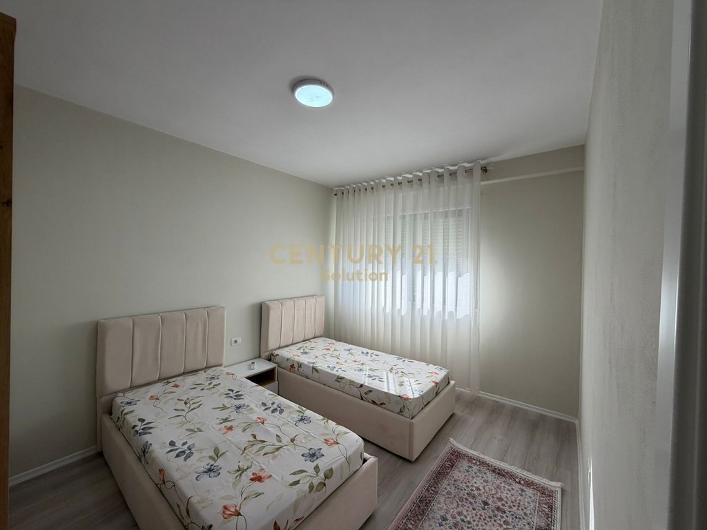 Apartament 2+1+2 +parking opsional per shitje tek rruga e durresit ! (4)