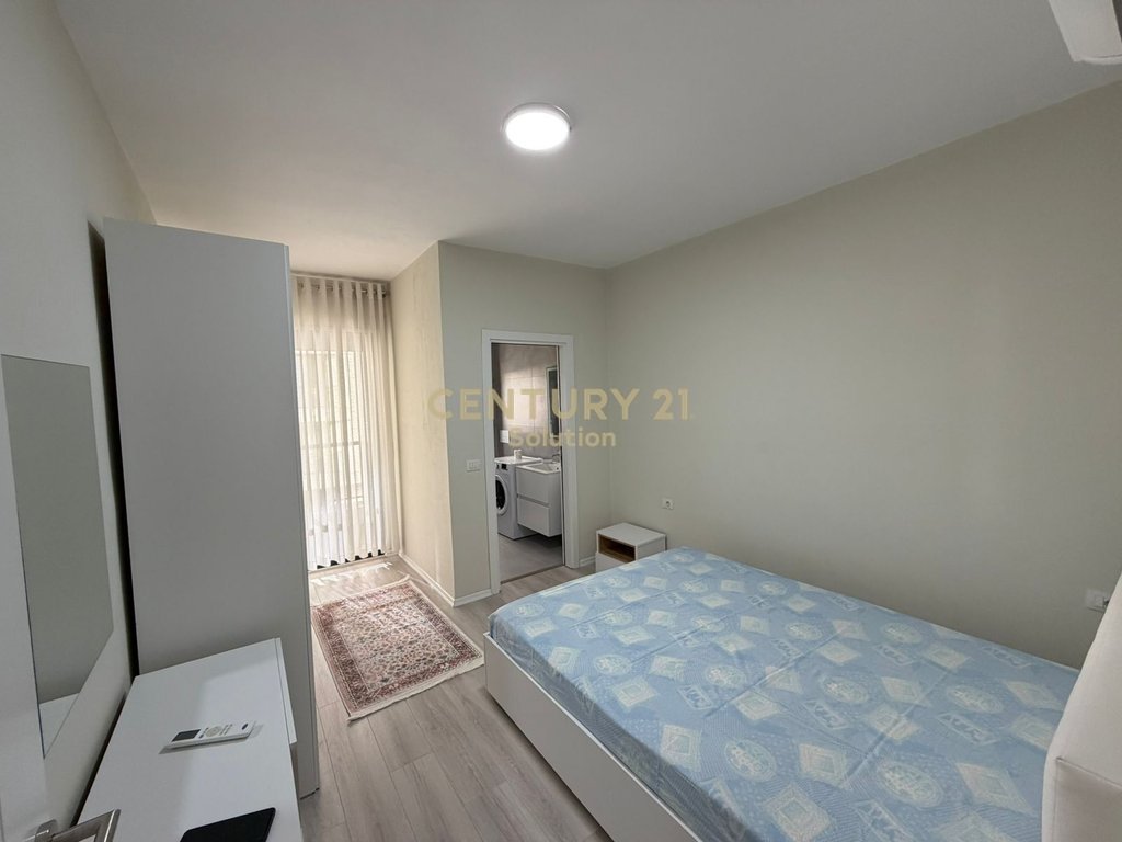 Apartament 2+1+2 +parking opsional per shitje tek rruga e durresit ! (6)