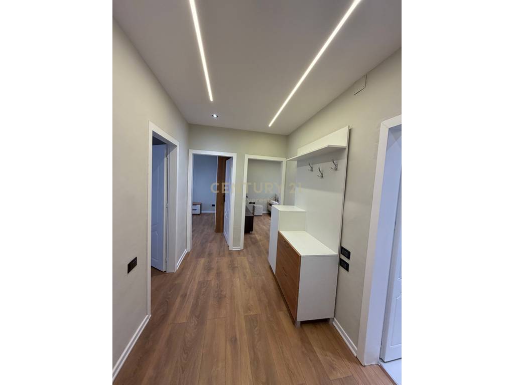Ali Demi, shesim apartament 2+1