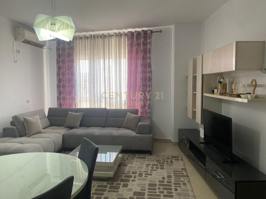 Apartamento 2+1 en complejo kontakt, calle ndre mjeda