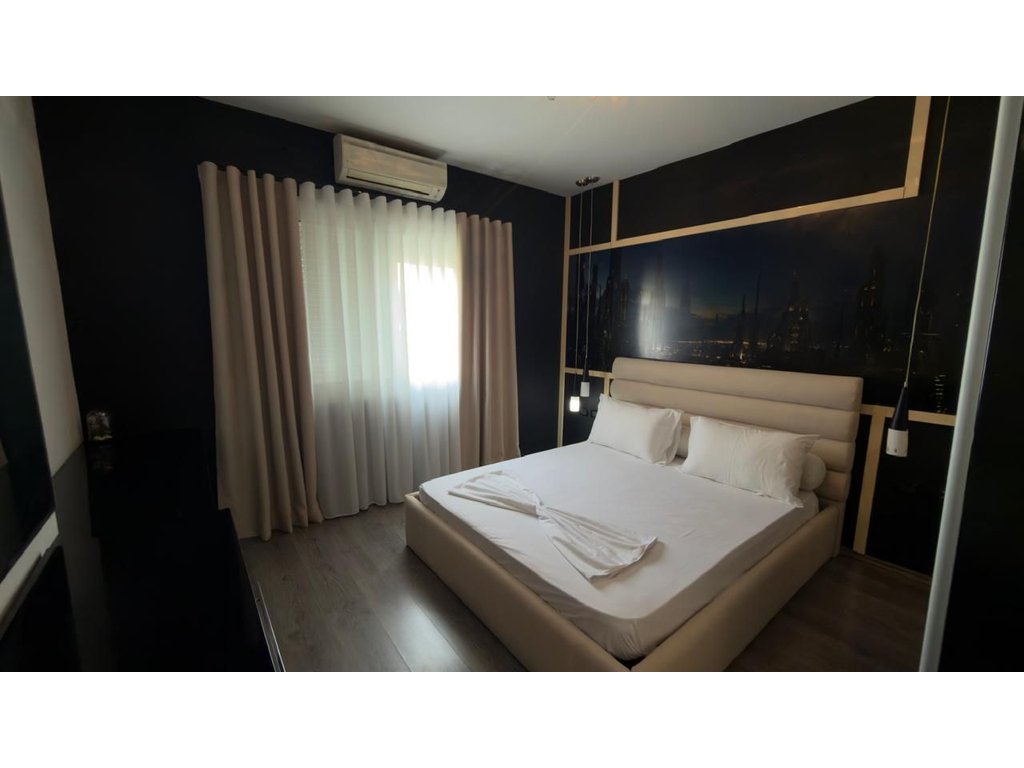 Appartement 2+1 à louer dans la commune de paris, Tirana - 950€ | 111 m² (7)