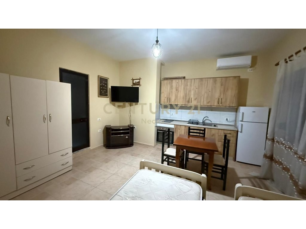 Apartament 2+1 me qira përballë spitalit amerikan 3 (4)