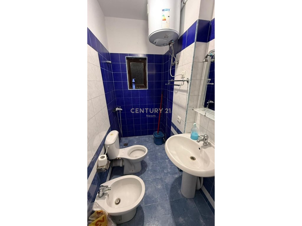 Apartament 2+1 me qira përballë spitalit amerikan 3 (5)