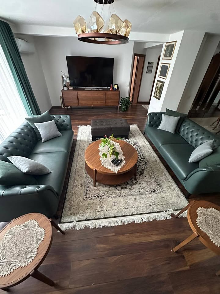 Casa de piso en alquiler en Bregu i Diellit