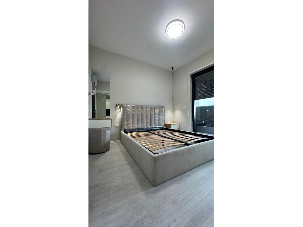 Apartment for rent 1+1 on karl gega street, near the former train station! (5)