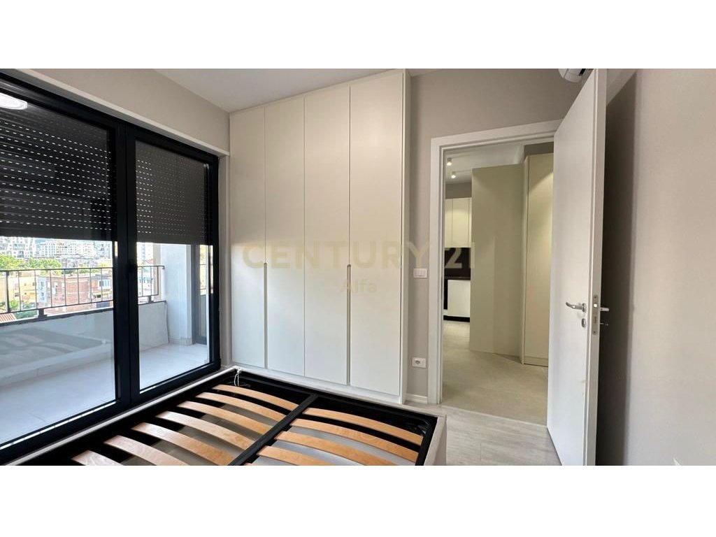 Apartment for rent 1+1 on karl gega street, near the former train station! (7)