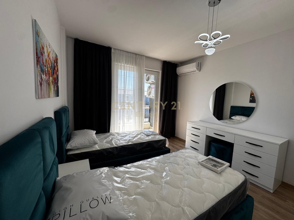 Japim me qera apartament 2+1 te pabanuar me pare tek univers city! (6)