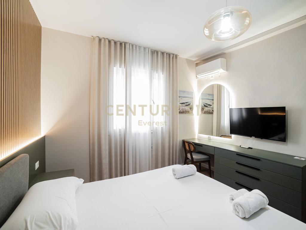 New market, furnished 2+1 apartment (8)