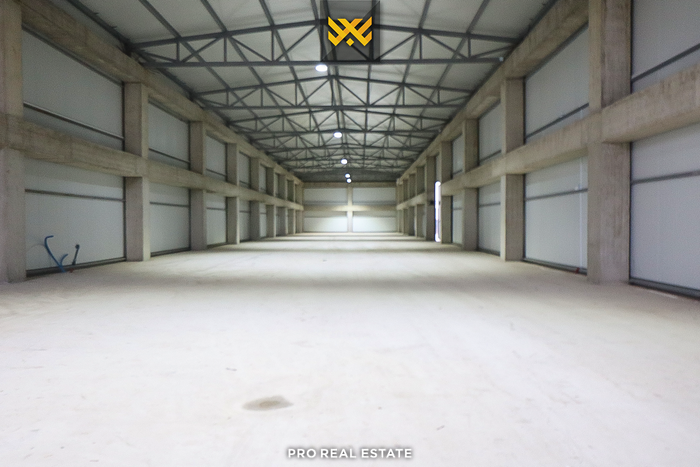 Depo 400m² me #qira në magjistralen Prishtinë - Ferizaj
