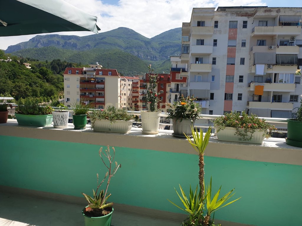 Apartamento 2+1+2 + veranda – Cerca de la escuela qesarak de 9 años en fresk (6)