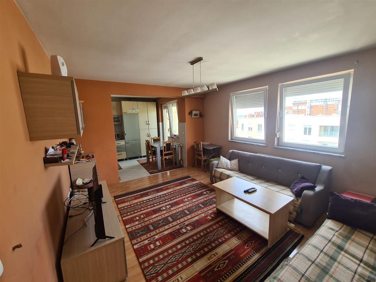 Appartamento in affitto 2+1 in via b