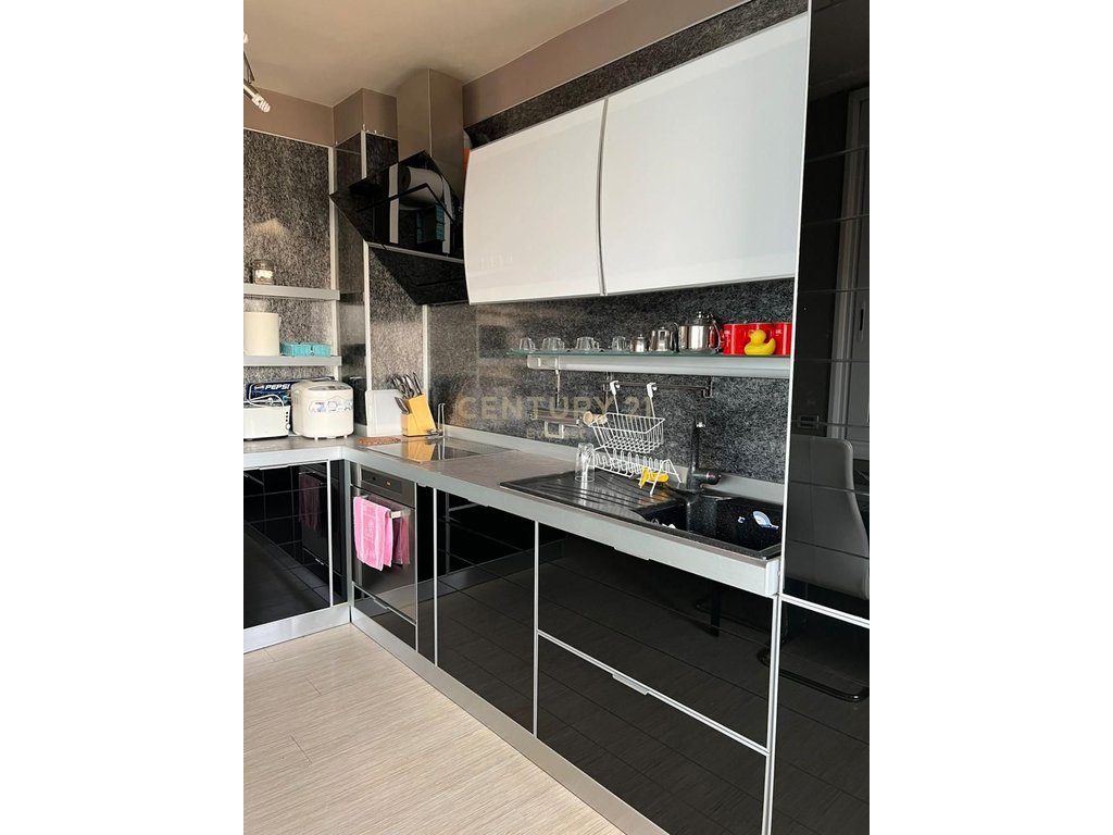 Ish ekspozita, japim me qira apartament 2+1+2 (5)