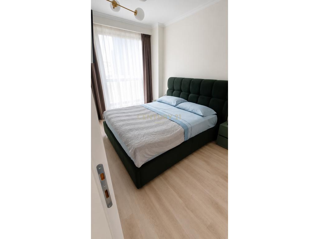 Apartamento 1+1 para venda perto de ish fusha e aviacionit!