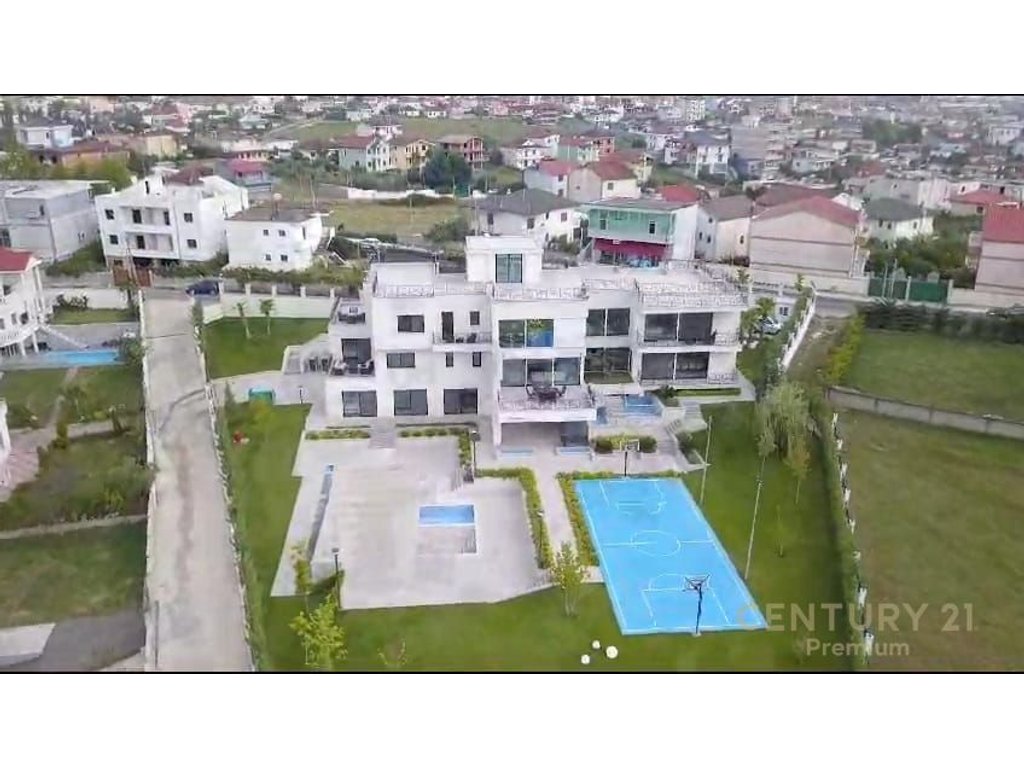 Villa à vendre à paskuqan! (4)