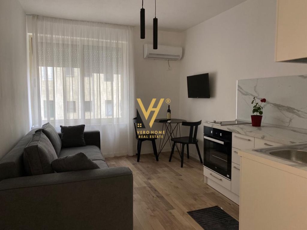 Jepet apartament 1+1 me qira te myslym shyri 65.000 leke
