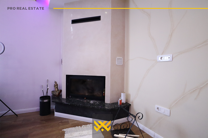 Casa di 300m² in vendita a emshir. (3)