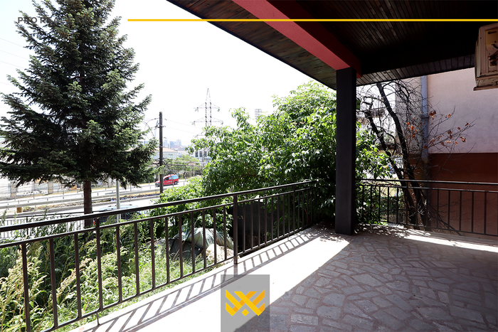 Shtëpi 400m² me #qira në dragodan.