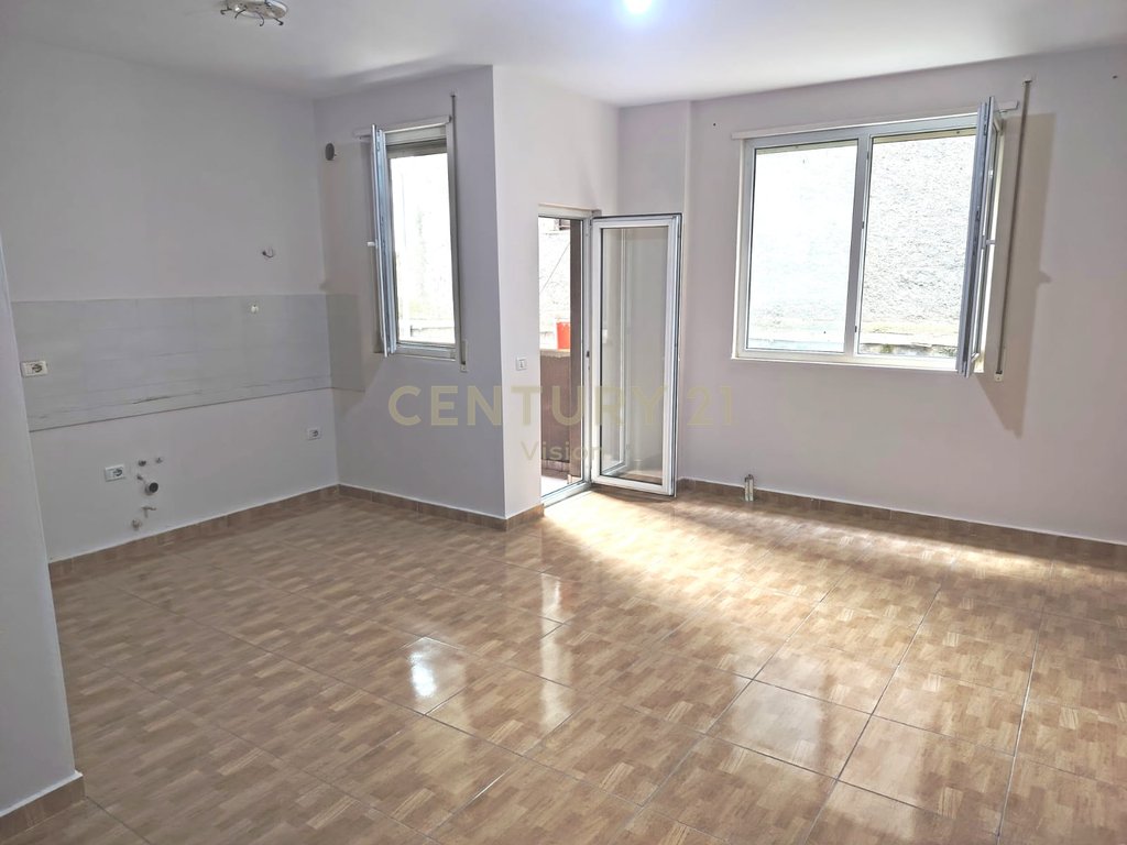 Apartament 1+1 për shitje qendër Shkodër | 80 m²