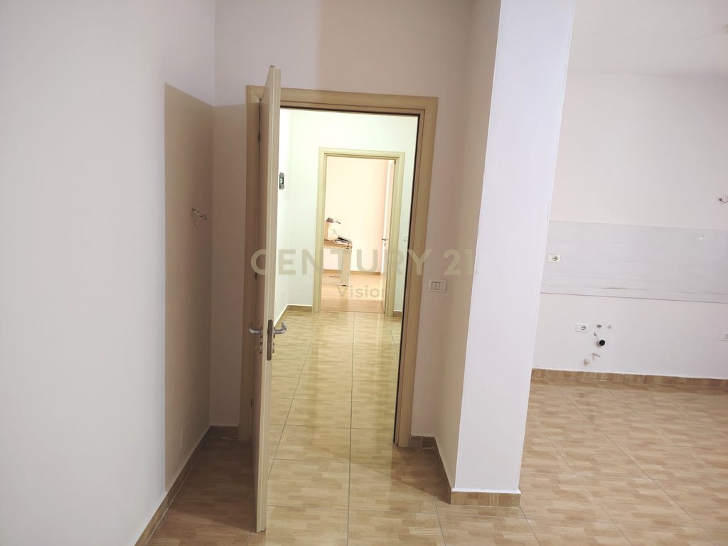 Apartament 1+1 për shitje qendër Shkodër | 80 m² (4)