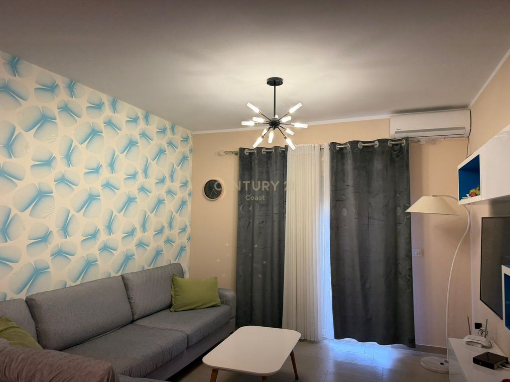 Apartamento 2+1 para alugar no lungomare
