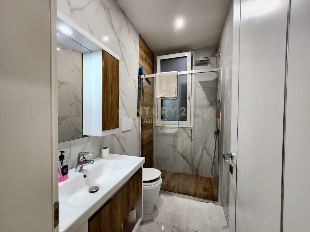 Villa à vendre adaptée à une structure hôtelière (plage ancienne) Vlorë (7)