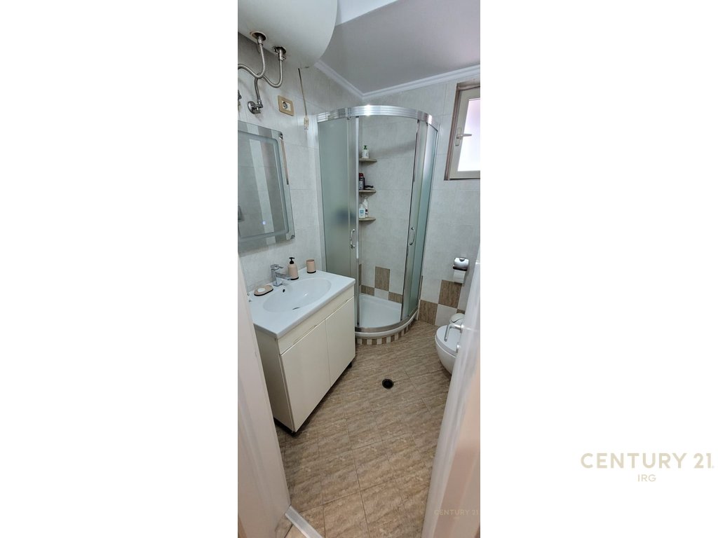 Apartment 2+1+2 near dinamo stadium!