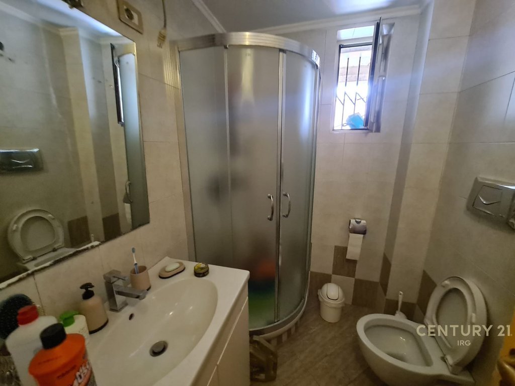 Apartment 2+1+2 near dinamo stadium!