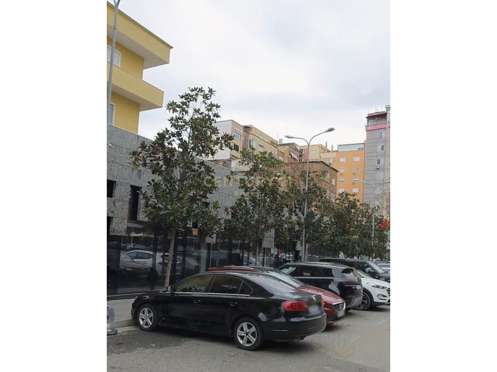 Apartment 2+1+2 near dinamo stadium!