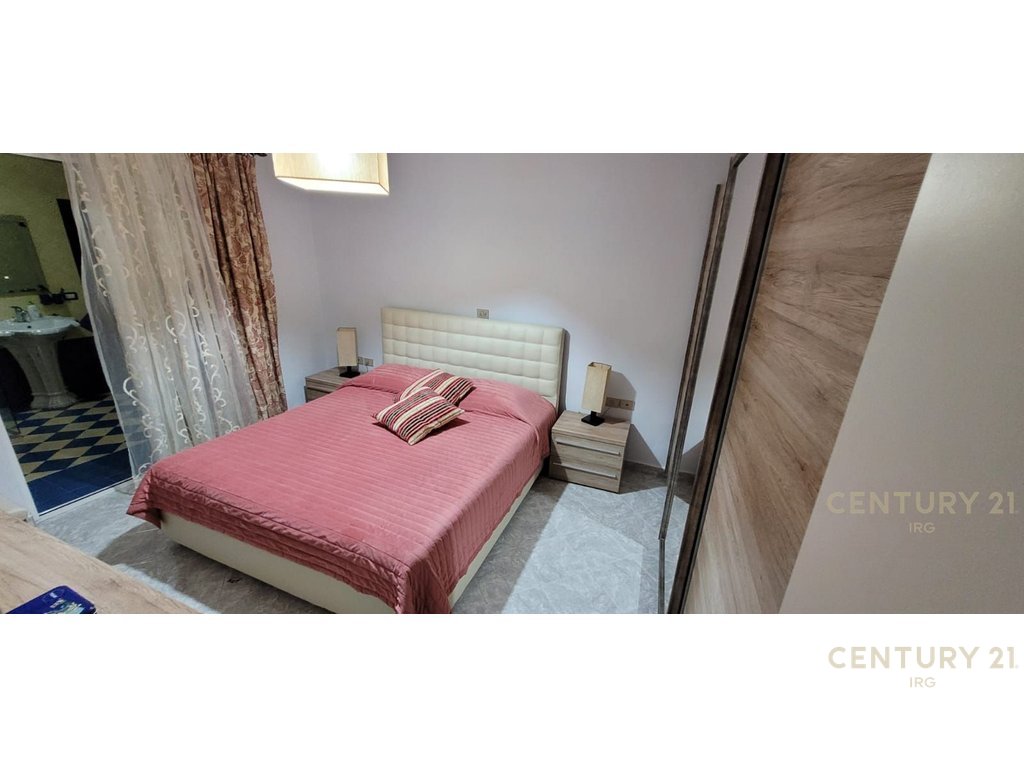 Appartement 2+1+2 près du stade dinamo! (6)