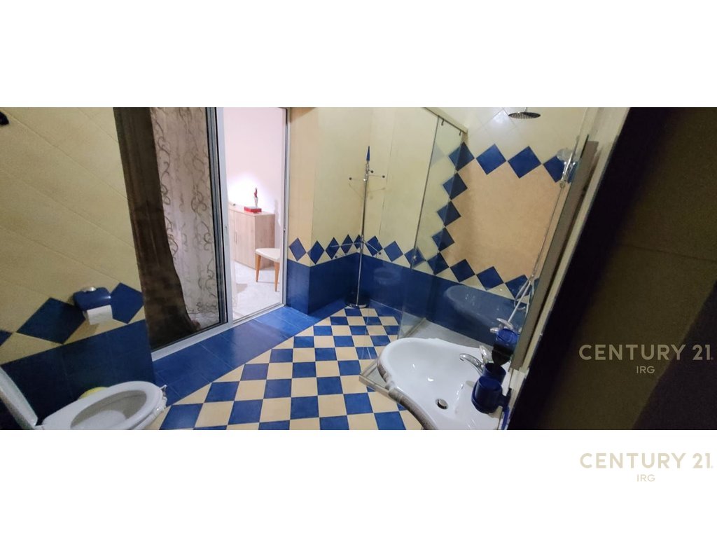 Apartment 2+1+2 near dinamo stadium!