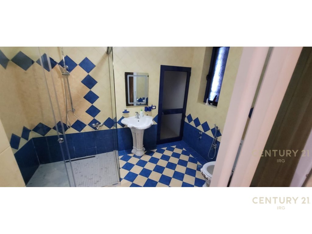 Apartment 2+1+2 near dinamo stadium!