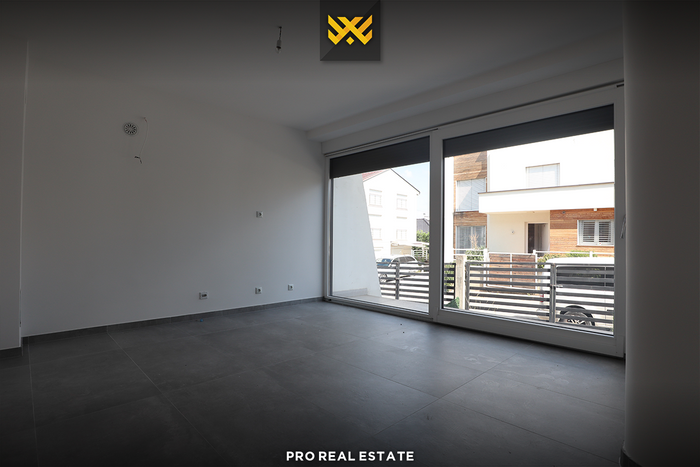Casa de 450m² à venda em Çagllavicë. (4)