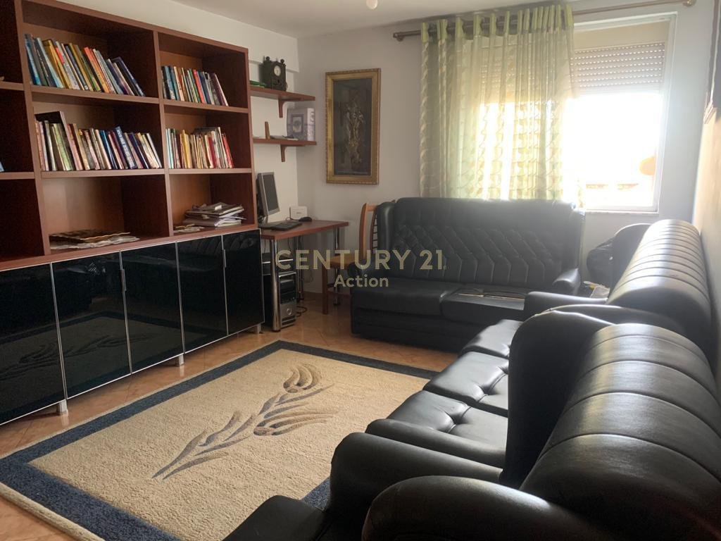 Appartement à vendre 2+1 – Près de sheshi avni rustemi