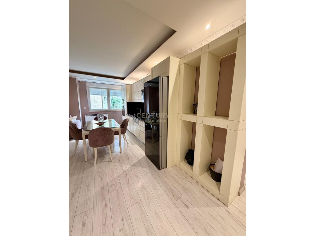 Apartamento à venda 2+1+2 na comunidade de parisit (6)