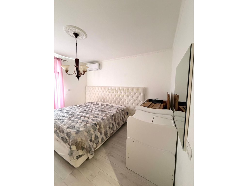 Apartamento à venda 2+1+2 na comunidade de parisit (7)