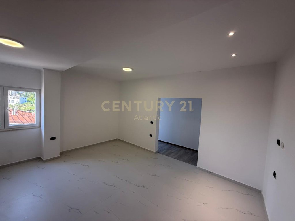 Appartement 2+1 à vendre à golem, Durrës - 105 000 € | 105 m² (2)