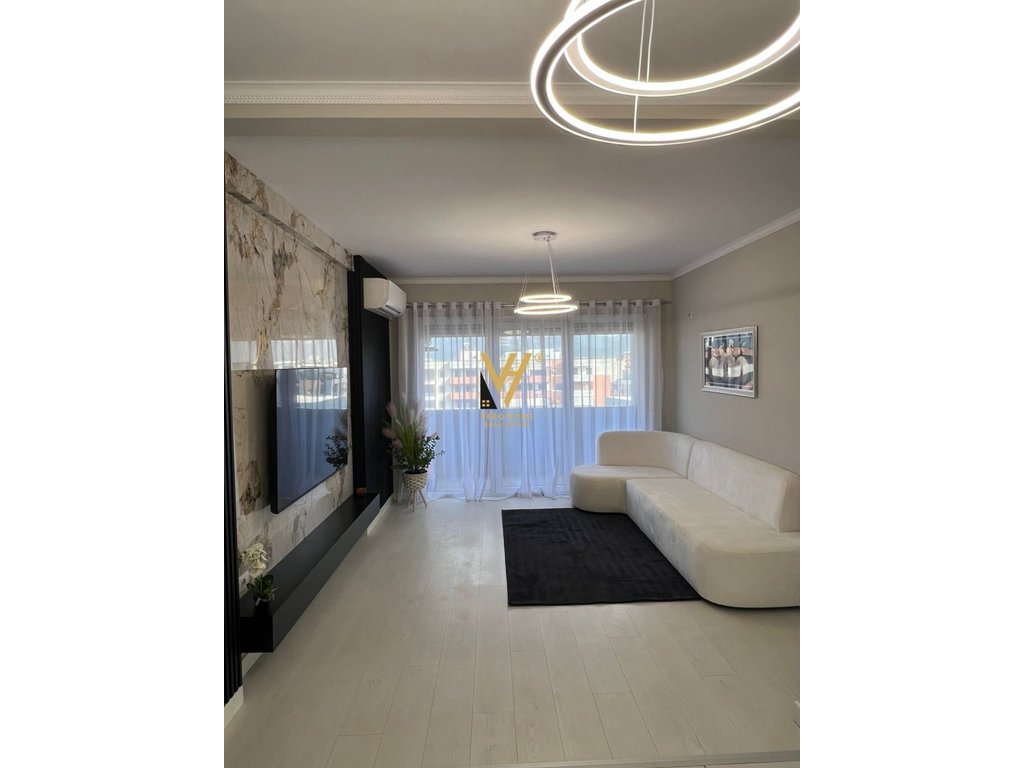 Appartement à vendre 2+1+2 à Astir 155 000 euro