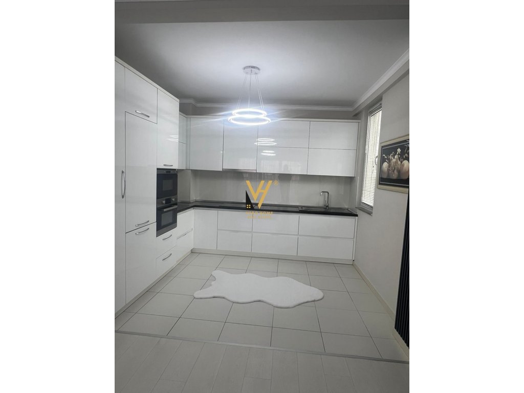 Appartement à vendre 2+1+2 à Astir 155 000 euro