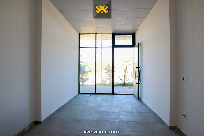 28m² space for rent in Prishtina e Re
