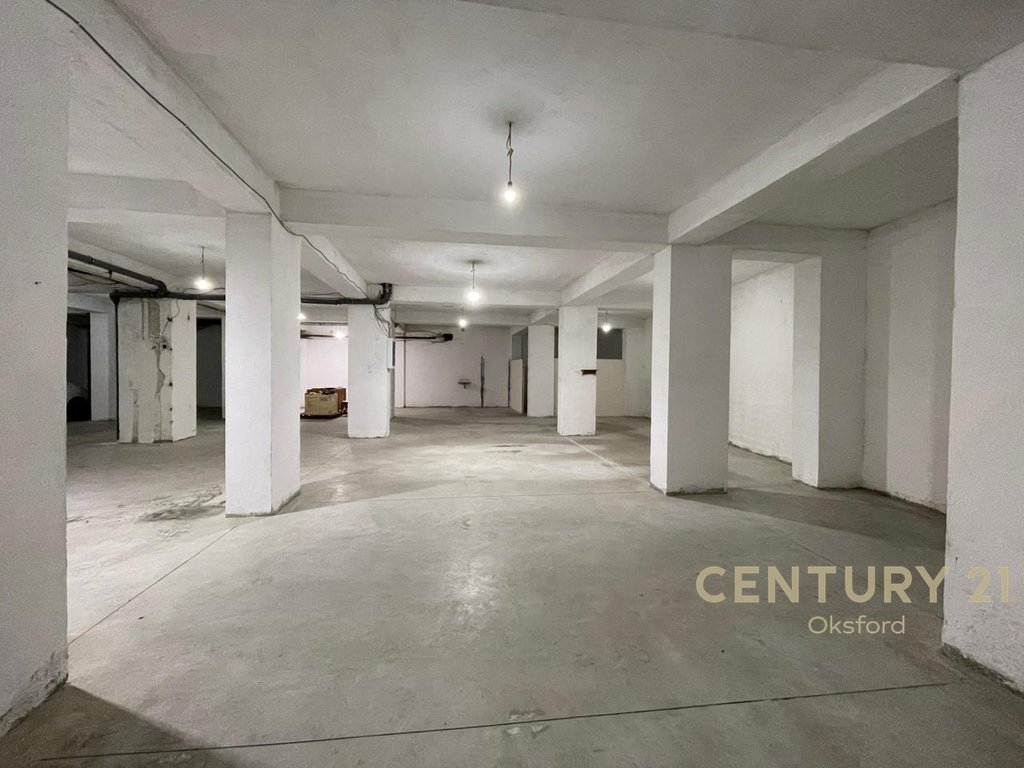 Garage zu verkaufen – Kinostudio, in der nähe des gesundheitsinspektorats, Tirana (5)